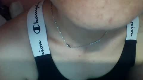 paolamz10 online show from April 2026 01:04:02 PM