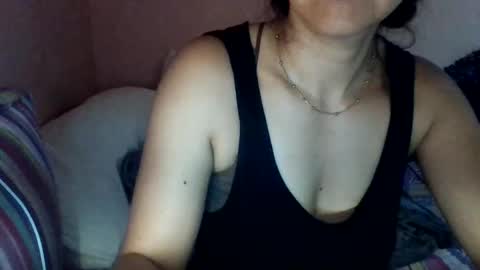 Snapshot of paolamz10 chatting on June 2026 12:00:01 AM paolamz10 online show from June 2026 12:00:01 AM