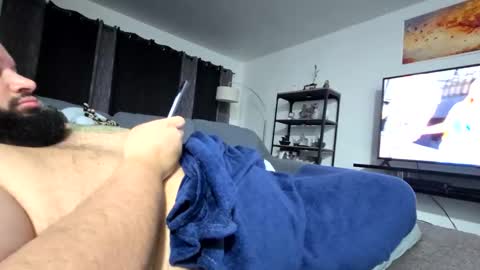 papasitogrande online show from January 2025 09:05:01 AM