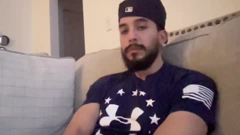 papicubano_guapo23cm online show from February 2026 05:48:02 AM