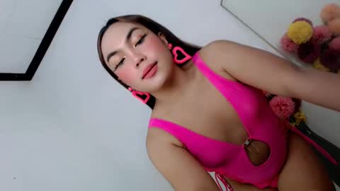 Fina Dwarf online show from March 2025 11:47:02 AM