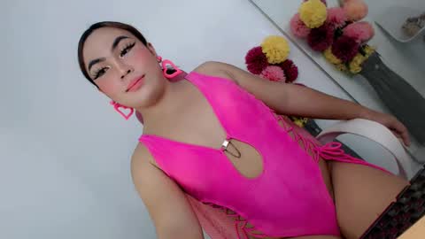 Fina Dwarf online show from March 2025 02:01:02 AM