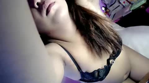 Snapshot of papigoddesslover chatting on May 2026 02:42:02 AM Fina Dwarf online show from May 2026 02:42:02 AM