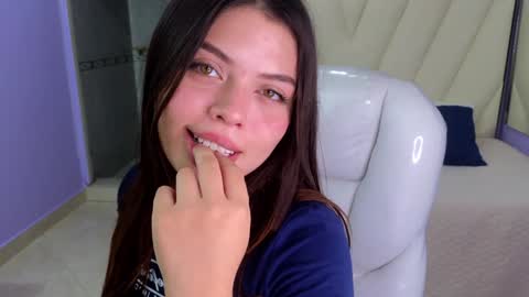 Amy and my doll online show from January 2025 03:49:02 AM