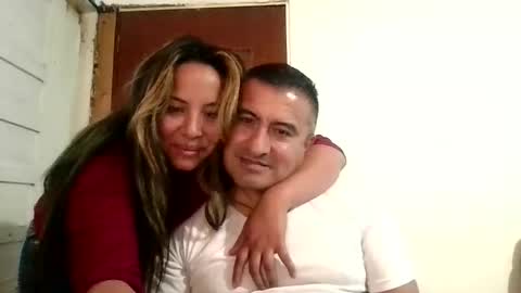 Snapshot of pareja_sex2026 chatting on April 2026 06:35:02 PM pareja_sex2026 online show from April 2026 06:35:02 PM