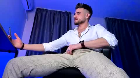 Paris online show from February 2025 06:26:01 PM