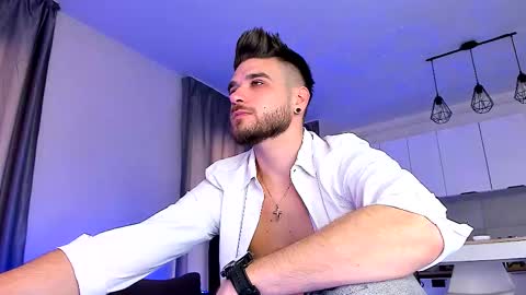 Paris online show from January 2026 01:06:02 PM