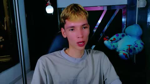 Snapshot of park_jimin1 chatting on November 2025 04:31:02 PM park_jimin1 online show from November 2025 04:31:02 PM