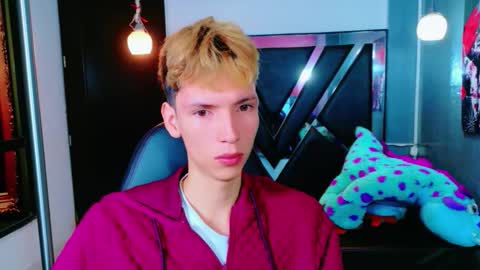 park_jimin1 online show from December 2025 12:14:02 PM