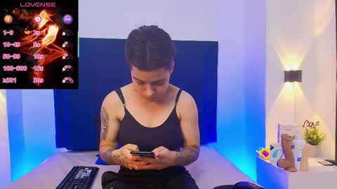 Snapshot of parker_noah chatting on February 2026 09:07:01 PM parker_noah online show from February 2026 09:07:01 PM