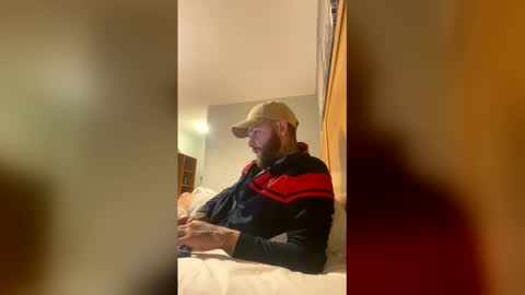 parkertom525 online show from May 2026 07:45:02 PM
