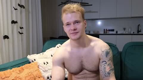 Pashka online show from October 2025 04:22:01 PM