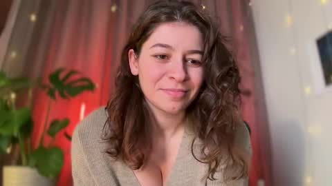 Snapshot of passionessa chatting on February 2025 11:41:02 AM Call me Miss Alice Careful Passion Queen online show from February 2025 11:41:02 AM