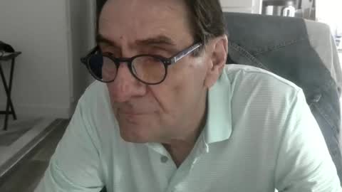 Snapshot of pastelito76 chatting on February 2026 09:56:02 PM Bob online show from February 2026 09:56:02 PM