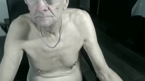 Snapshot of pastelito76 chatting on April 2026 03:36:02 AM Bob online show from April 2026 03:36:02 AM