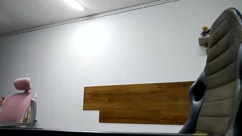 pato_lavida_ online show from April 2026 09:26:01 PM