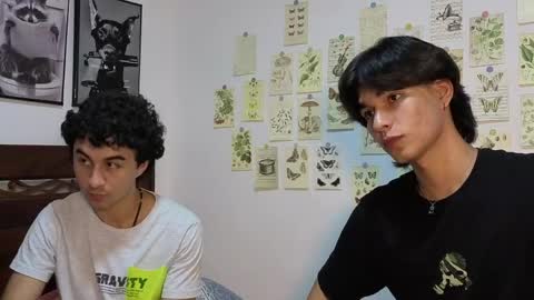 patri_ck_villa online show from April 2026 11:22:02 PM
