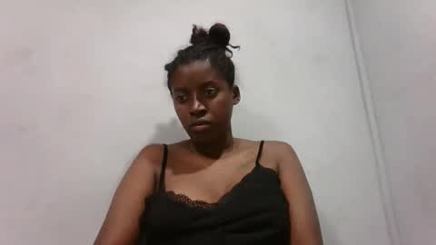 patricia9090 online show from November 2025 07:35:02 PM