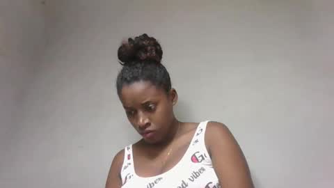 patricia9090 online show from November 2025 07:00:02 AM