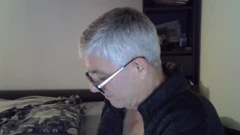 patrick5275 online show from December 2024 08:21:02 PM