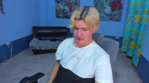 .... online show from November 2025 07:12:01 PM