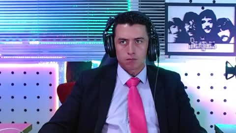 Darko0717  online show from June 2026 03:38:01 PM
