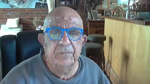 Snapshot of patvac chatting on April 2026 12:12:01 AM patvac online show from April 2026 12:12:01 AM
