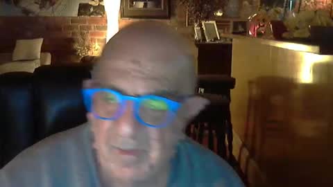 Snapshot of patvac chatting on April 2026 03:47:01 PM patvac online show from April 2026 03:47:01 PM