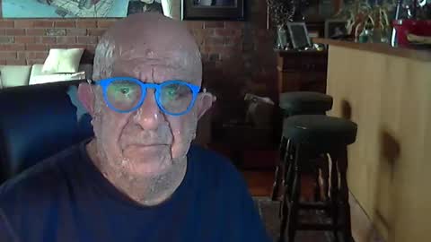 Snapshot of patvac chatting on April 2026 05:36:02 AM patvac online show from April 2026 05:36:02 AM