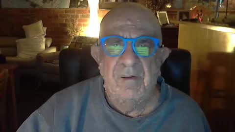 Snapshot of patvac chatting on May 2026 01:40:02 PM patvac online show from May 2026 01:40:02 PM