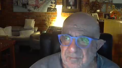 Snapshot of patvac chatting on June 2026 02:17:02 PM patvac online show from June 2026 02:17:02 PM