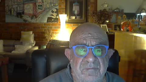 Snapshot of patvac chatting on June 2026 03:17:02 PM patvac online show from June 2026 03:17:02 PM