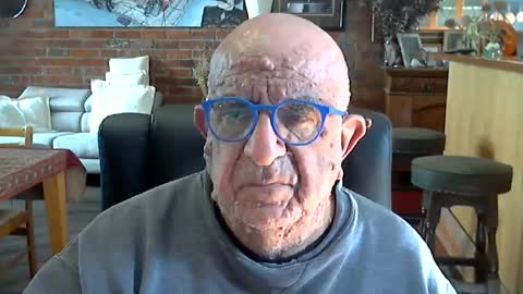Snapshot of patvac chatting on August 2026 01:37:01 AM patvac online show from August 2026 01:37:01 AM