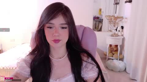 Snapshot of pau_cute chatting on July 2026 04:07:02 AM Sofa online show from July 2026 04:07:02 AM