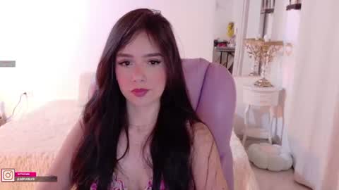 Snapshot of pau_cute chatting on July 2026 04:36:02 AM Sofa online show from July 2026 04:36:02 AM