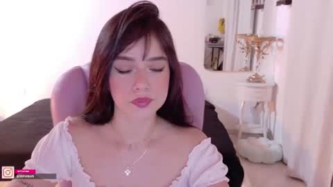 Snapshot of pau_cute chatting on July 2026 04:37:01 AM Sofa online show from July 2026 04:37:01 AM