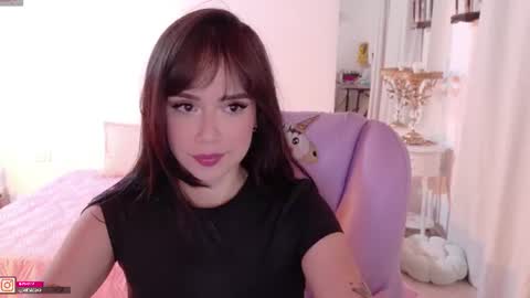 Snapshot of pau_cute chatting on August 2026 04:01:02 AM Sofa online show from August 2026 04:01:02 AM