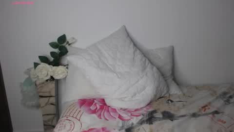 Paulina        online show from October 2025 01:04:02 AM