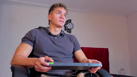 Paull George online show from September 2025 01:15:02 PM