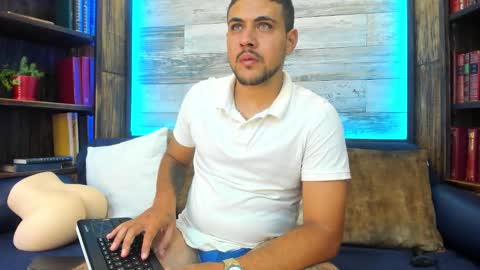Paul Rivera online show from October 2025 01:48:02 AM