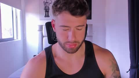 PAUL ROGER online show from March 2025 05:22:01 PM