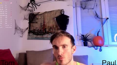 Paul online show from October 2025 05:37:01 PM