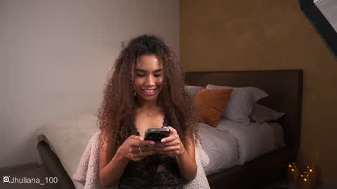 Snapshot of paulacora100 chatting on January 2025 02:22:02 AM Paula online show from January 2025 02:22:02 AM