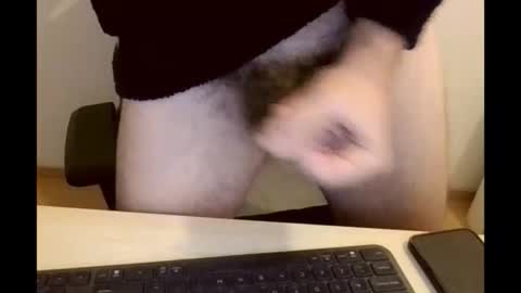 Snapshot of paulbazo83 chatting on February 2026 09:28:02 AM paulbazo83 online show from February 2026 09:28:02 AM