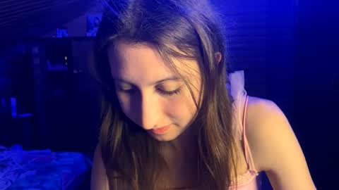 Ashley Cooper online show from September 2025 08:10:01 PM