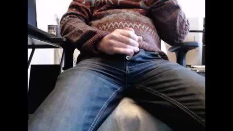 paulie120464 online show from December 2024 11:47:01 AM