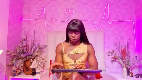 Paulina  online show from October 2025 12:33:01 PM