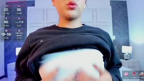 Paulina  online show from April 2026 12:30:01 PM