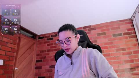 Paulina online show from December 2024 12:24:01 AM