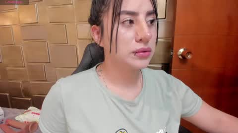 paulinabelen21 online show from April 2026 03:52:01 AM